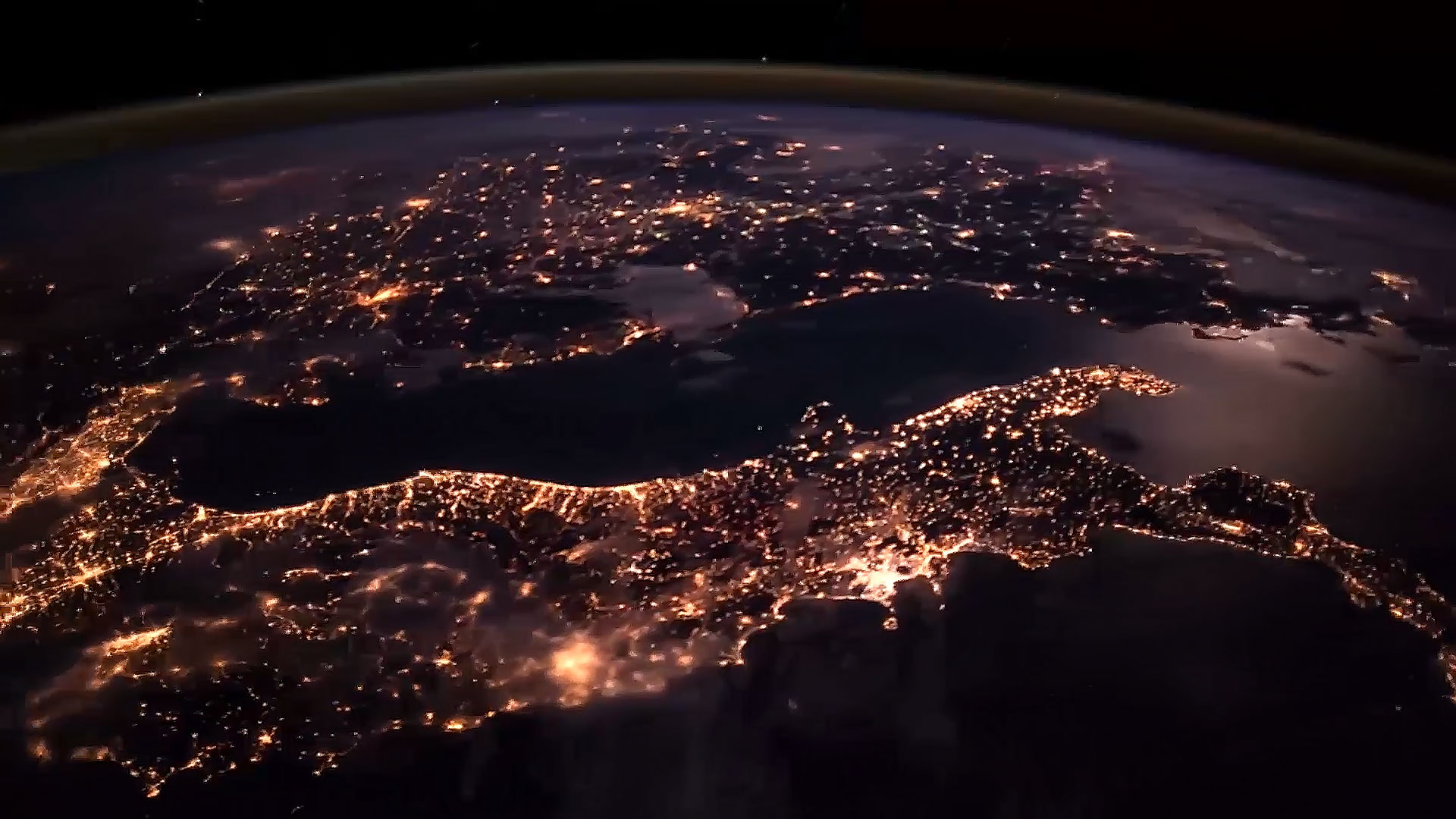 Обои реальном времени. Снимки земли из космоса. Ночная земля. Планета земля вид из космоса. Красивый вид из космоса.